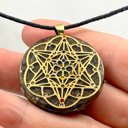 Human Design Orgonite Stern Tetraeder Amulett gold Talisman Orgonit Anhänger