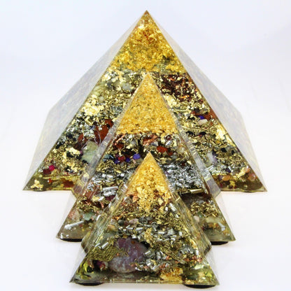 Orgonit Pyramide Gold „Herzenslicht“ Premium