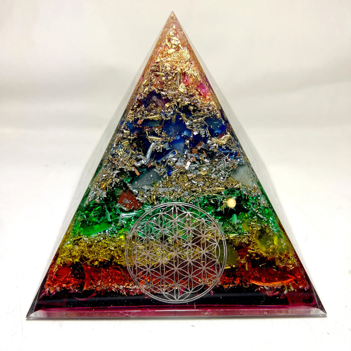 Orgonit 7 Chakren „Regenbogen“ Pyramide Premium