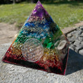 Orgonit 7 Chakren „Regenbogen“ Pyramide Premium