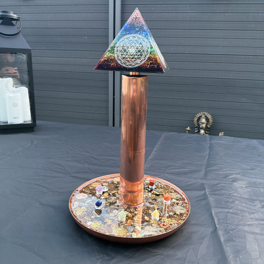 Orgonit Power HORS M 7 Chakra XL Pyramide Frequenzorgonit